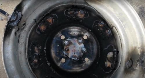 Как сделать мангал под казан из автомобильных дисков. Как сделать мангал из автомобильных дисков своими руками?