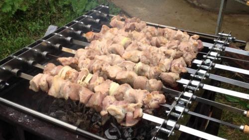 Мангал своими руками — инструкция, как сделать из метала и кирпича (100 фото новинок)