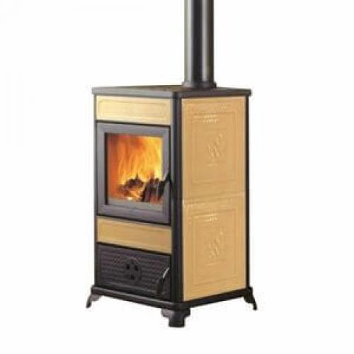 Печь камин с водяным контуром отопления для дома.