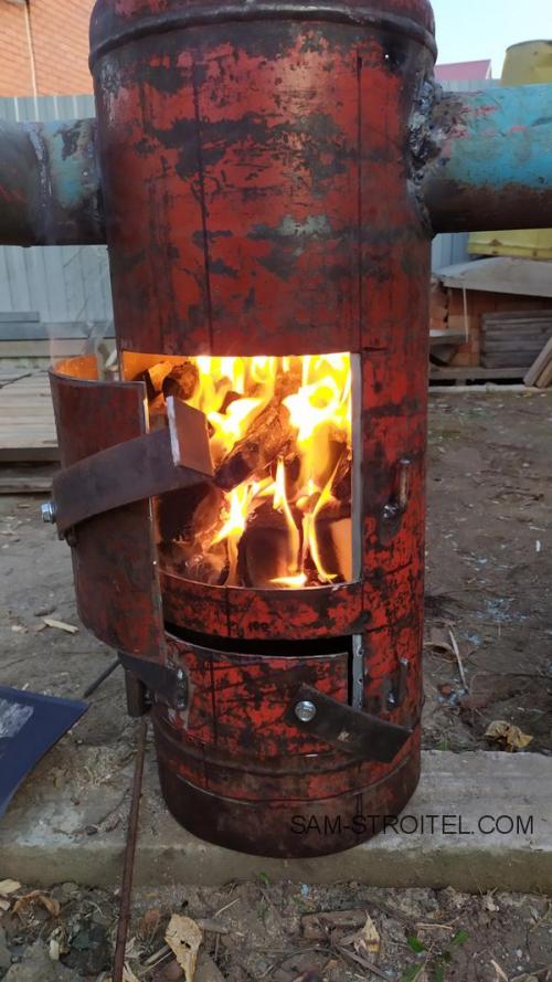 Буржуйка из газового баллона с теплообменником. Сделал печь буржуйку из баллона с дополнительным теплообменником (16 фото)