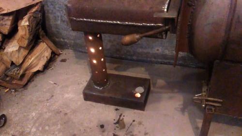 Буржуйка своими руками чертежи самая эффективная. Буржуйка своими руками: обзор самой эффективной и экономной буржуйки, инструкция, схема, чертежи, фото