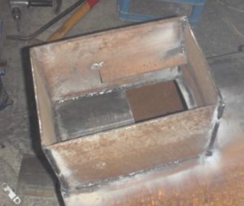 Металлическая банная печь с горизонтальной трубой. Инструкция по изготовлению