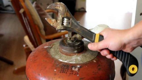 Буржуйка из газового баллона горизонтальная. Какой нужен баллон и как подготовить его к работе