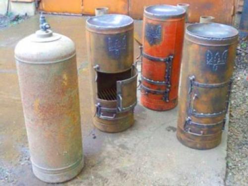 Эффективная отопительная буржуйка из газового баллона. Монтаж и первый запуск 14