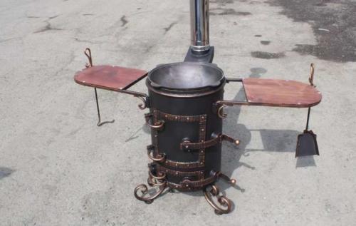 Как сделать печь для казана из трубы. Печь для казана своими руками: все о подборе размера и чертежа для изготовления из буржуйки, трубы, бочки и газового баллона