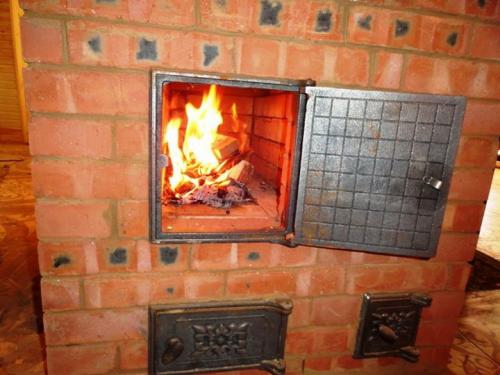 Как установить печь в бане. Особенности размещения 11