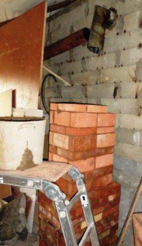 Кирпичная печь на дровах в гараж своими руками. Простейшая печь из кирпича для гаража с прямоточными модулями