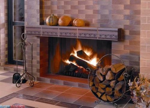 Чем сделать облицовку камина. Отделка камина своими руками 04