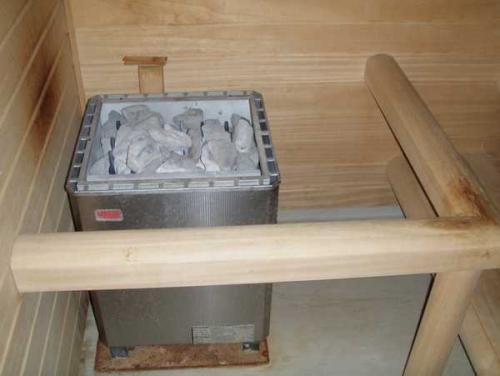 Что стелят под печку в бане. Как залить фундамент под печь в бане? 04